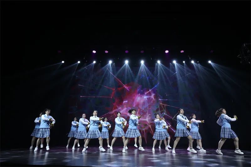 1757382310242805.jpg 跳舞第十二张.jpg